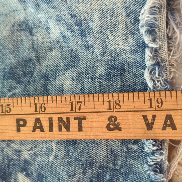 Thrill distressed denim jacket - Picture 11 of 12